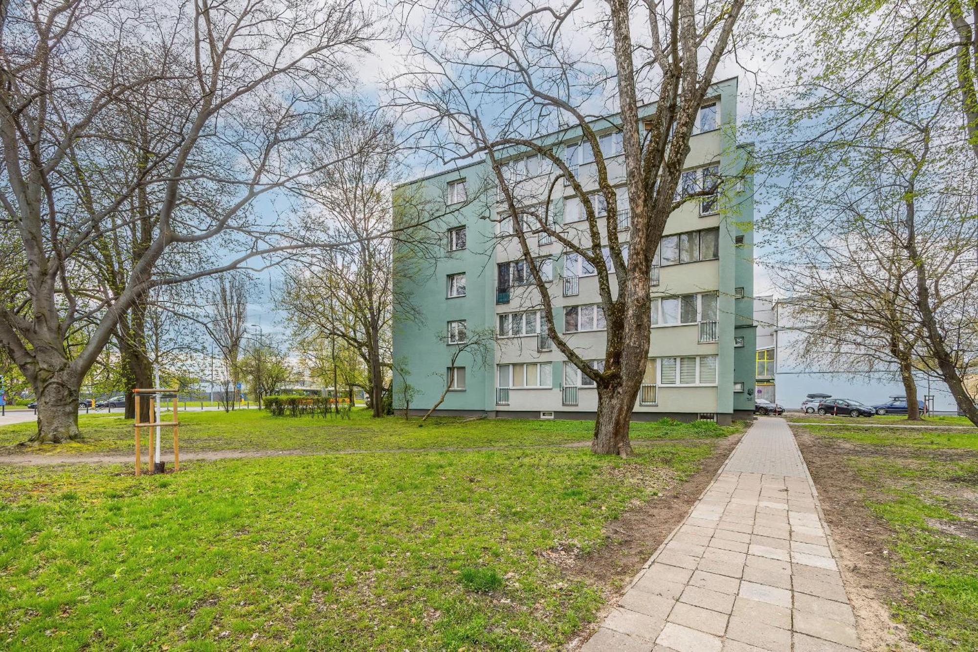 Modern Black & Wooden Apartment Warsaw Near The Airport By Noclegi Renters 외부 사진